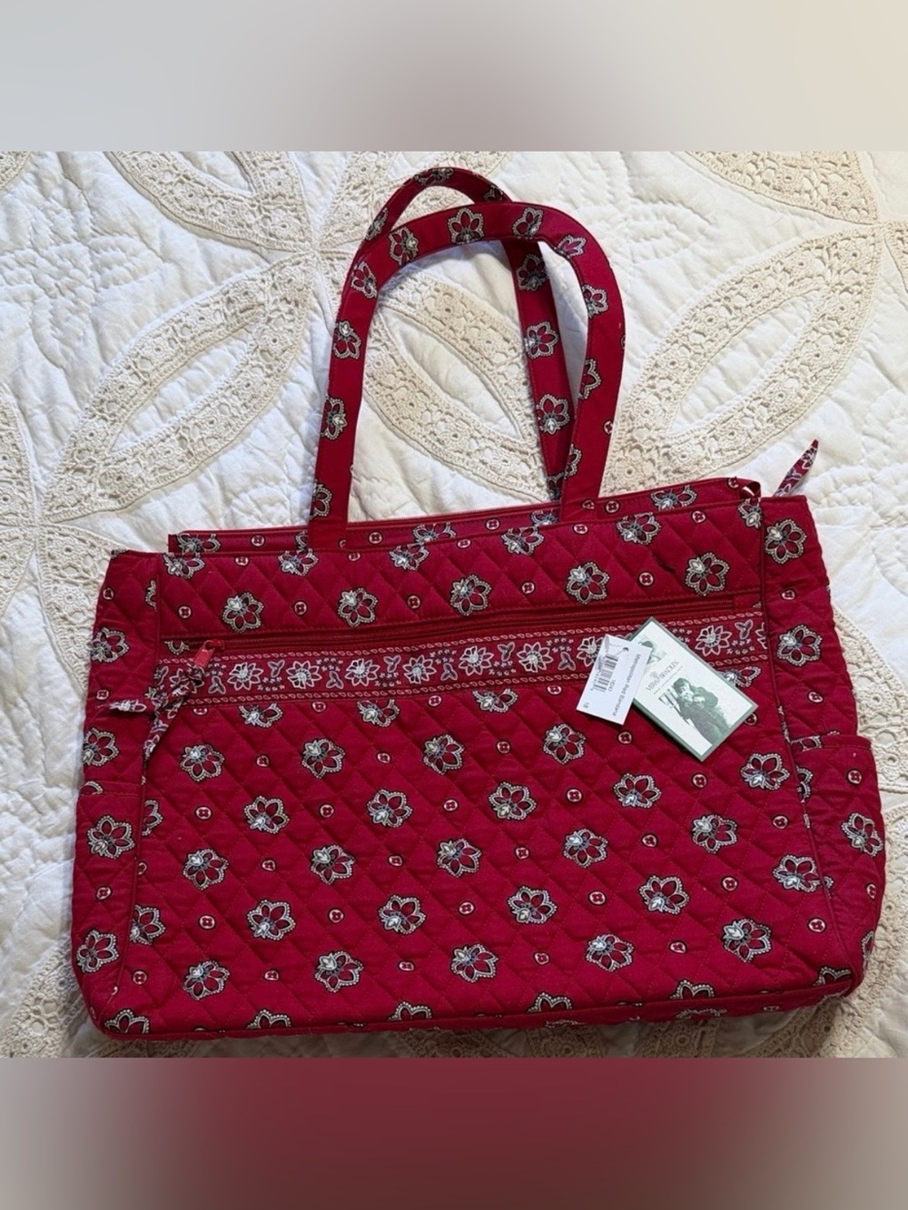 Vera Bradley Metropolitan Red Bandana
Paisley Floral Pattern Tote Bag